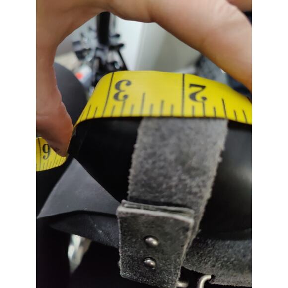 Vintage leather Y2K Fergie biker knee high Boots Sz 8 - Picture 8 of 9